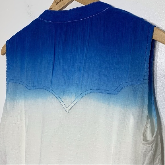 NWT Outback Trading Co Tie Dye Rivet Trim Blouse - Picture 7 of 9